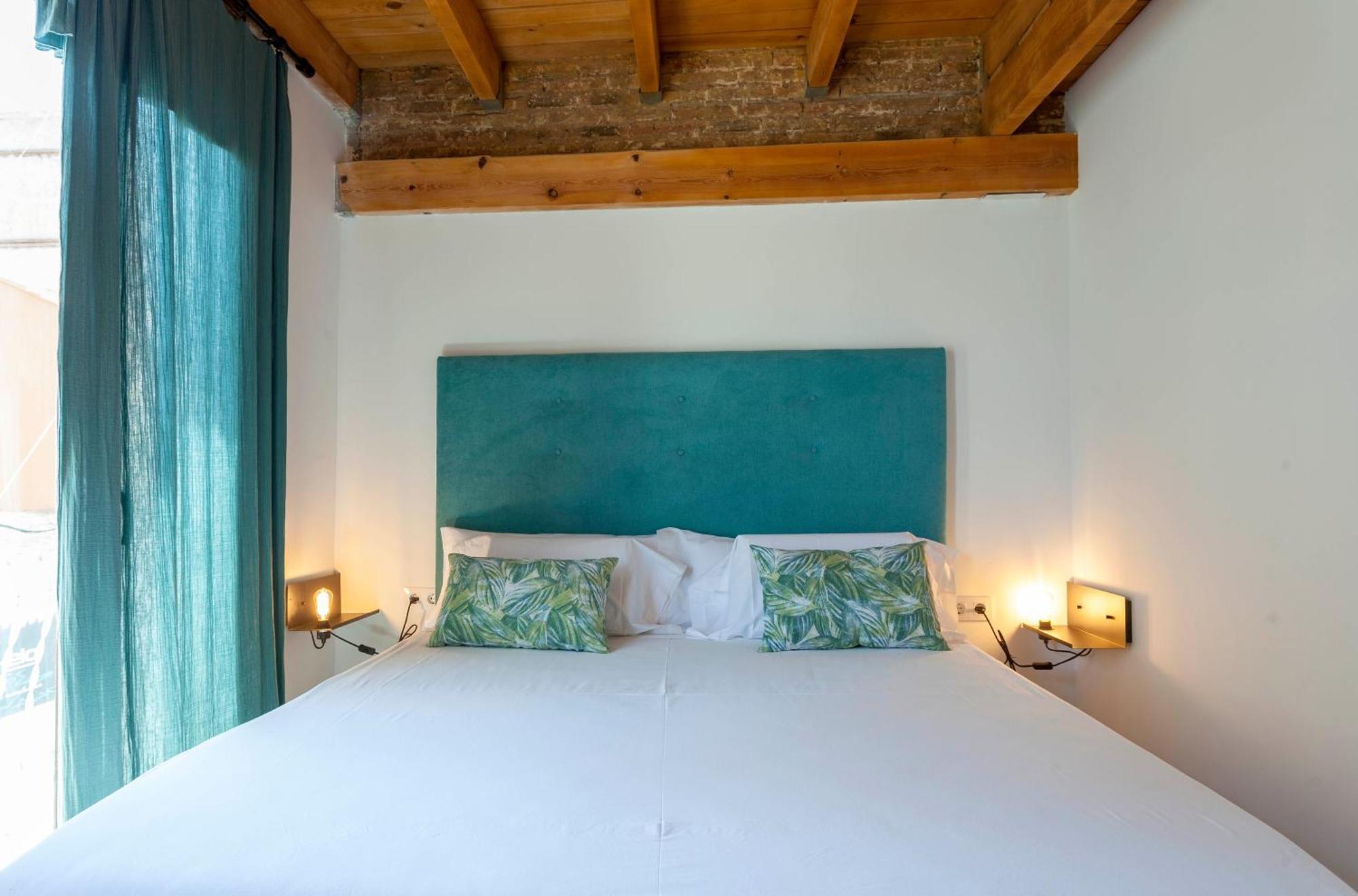 Mediterranean Gem Getaway Valence Extérieur photo